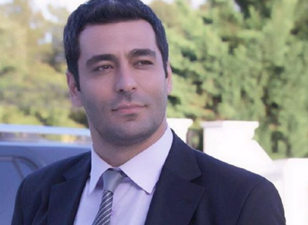 Posle Bali Bega dolazi još jedan zavodnik! (FOTO)