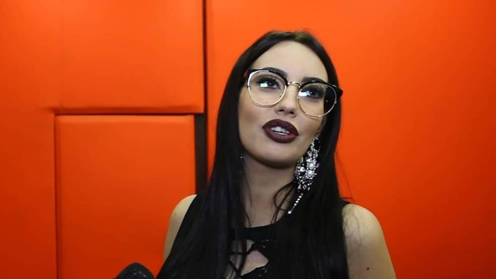 Kaća Grujić: Ne radim za praznike, već farbam 100 jaja! (VIDEO)