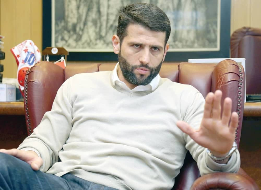 Šapić pevao u policiji!