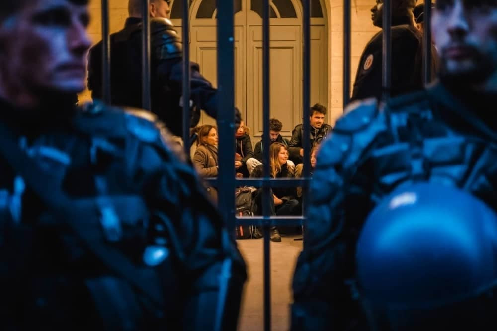 Uhapšeno 214 demonstranata