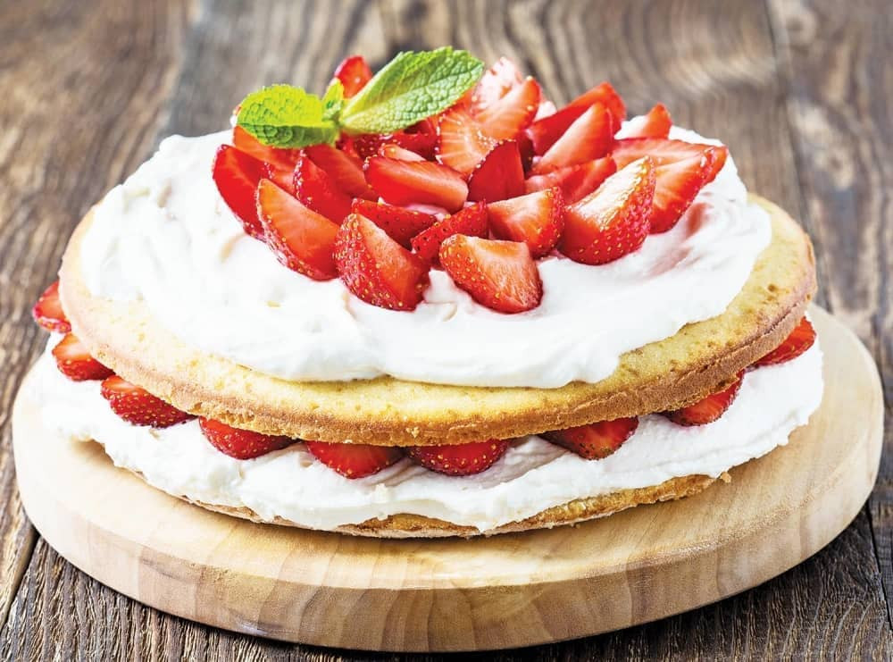 NEODOLJIVA BELA torta: Kuvarica francuskog markiza nam otkriva TAJNI RECEPT!