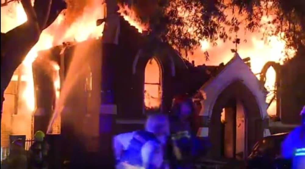 Izgorele pravoslavne crkve u Australiji (VIDEO)