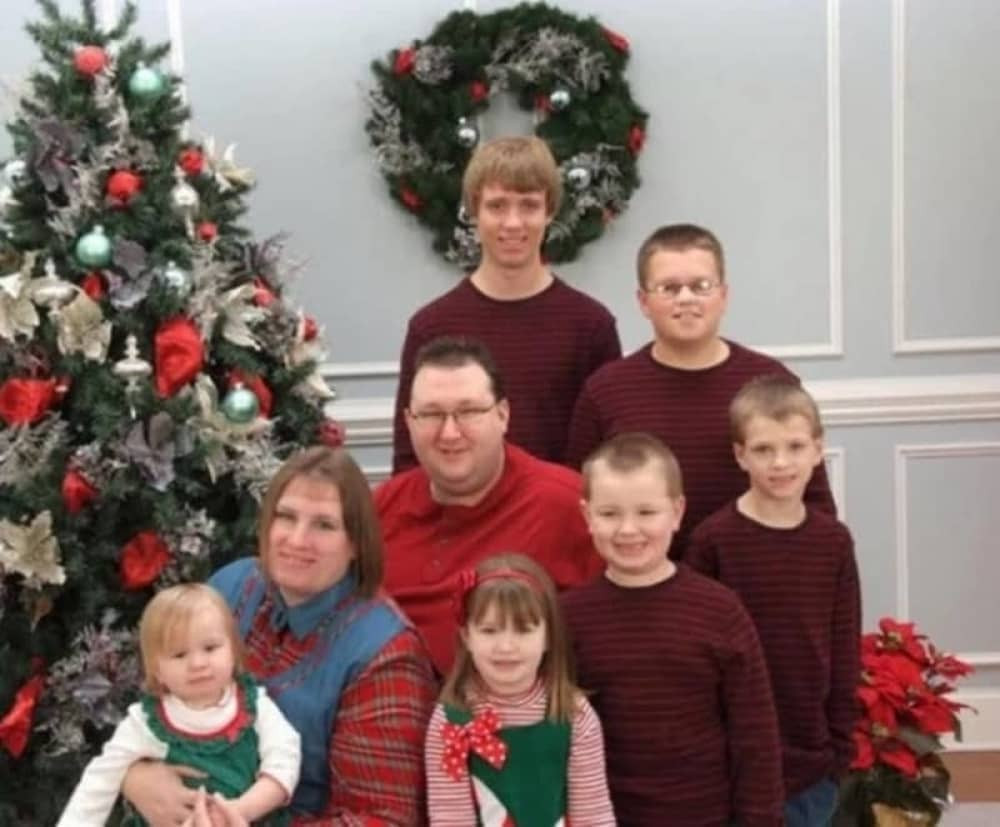 Za dan šestoro dece ostali siročići