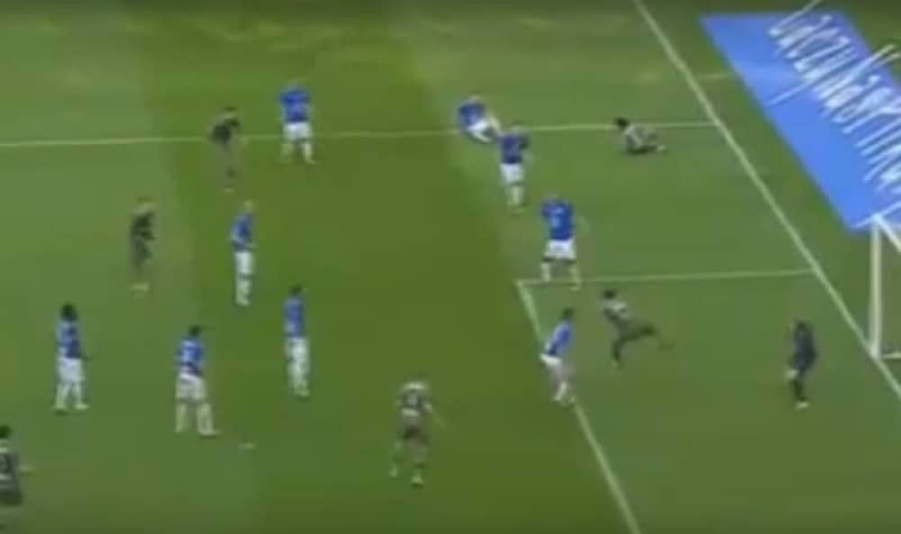 Srbin "kung-fu" potezom doneo trofej Legiji (VIDEO)