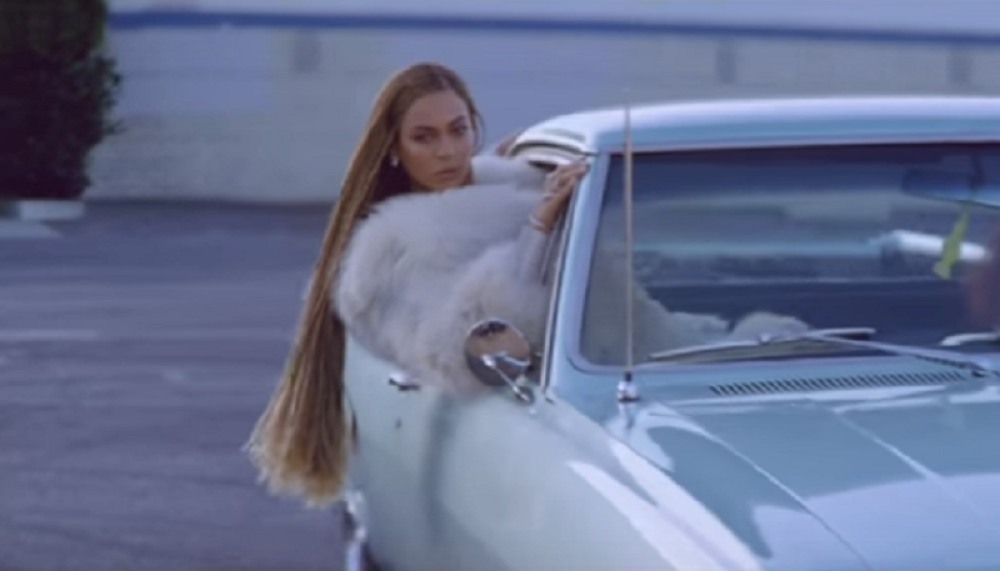 Bijonse otkazala turneju zbog bolesti