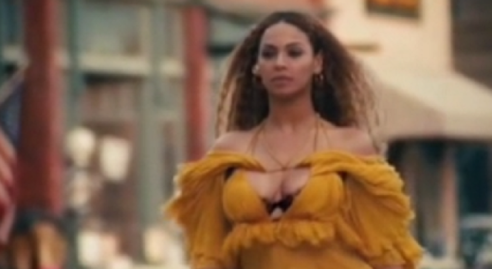 Bijonse plagirala novi spot! (VIDEO)