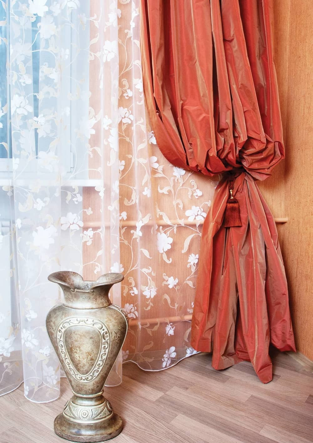 Evo načina da operete zavese, a da se ne izgužvaju