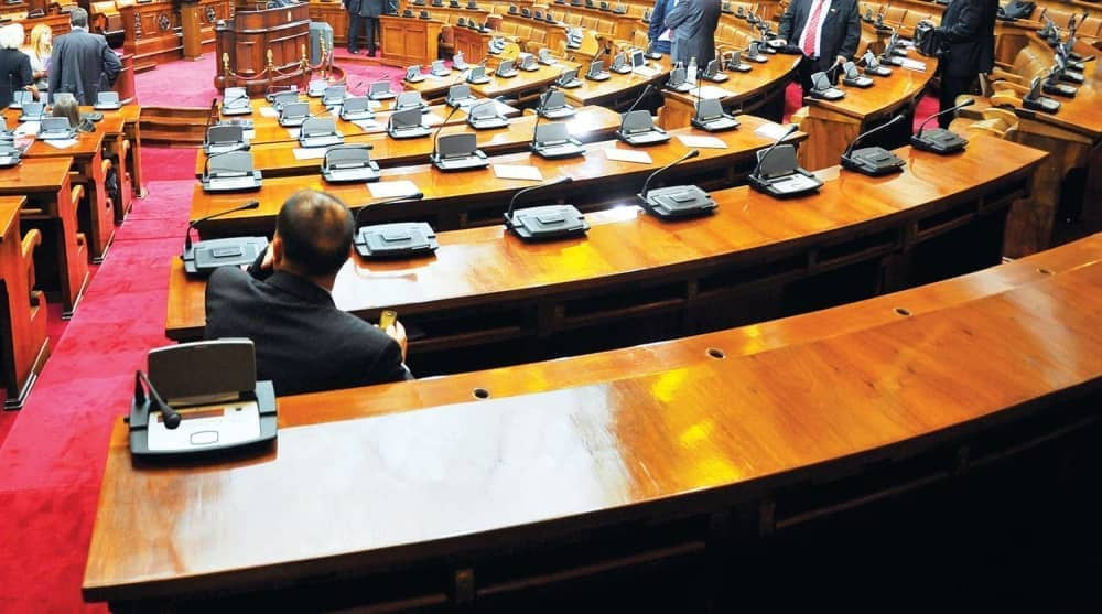 Udrite po džepu lenje poslanike!