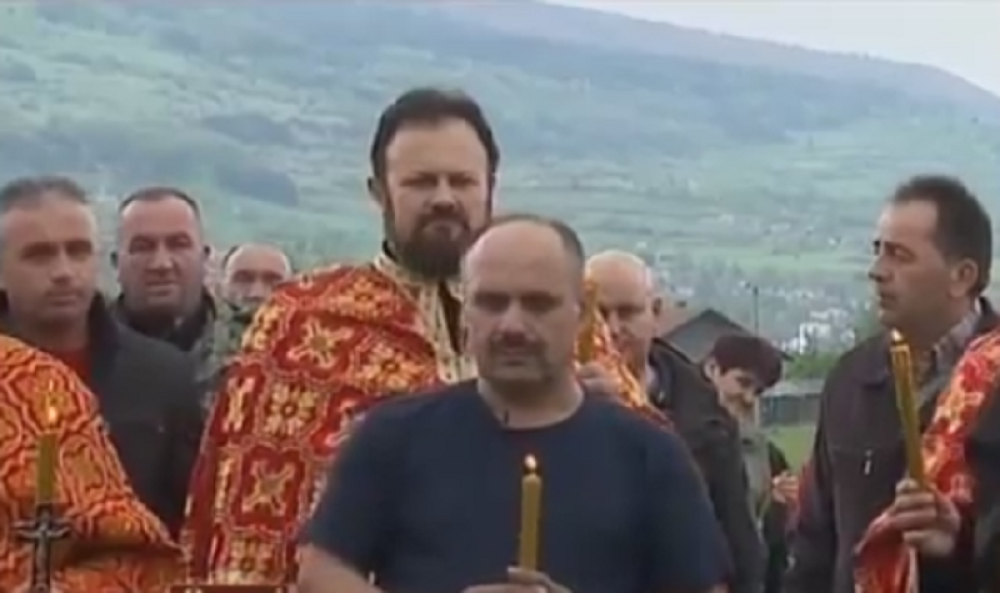 Parovi gledali sahranu Zmajevog brata (VIDEO)