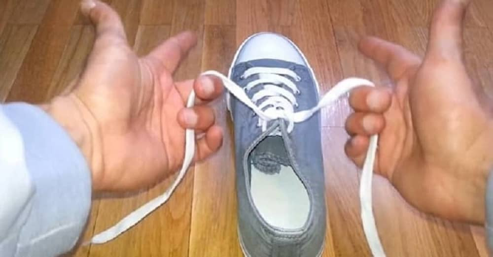 Srbina u svetu proslavile pertle (VIDEO)