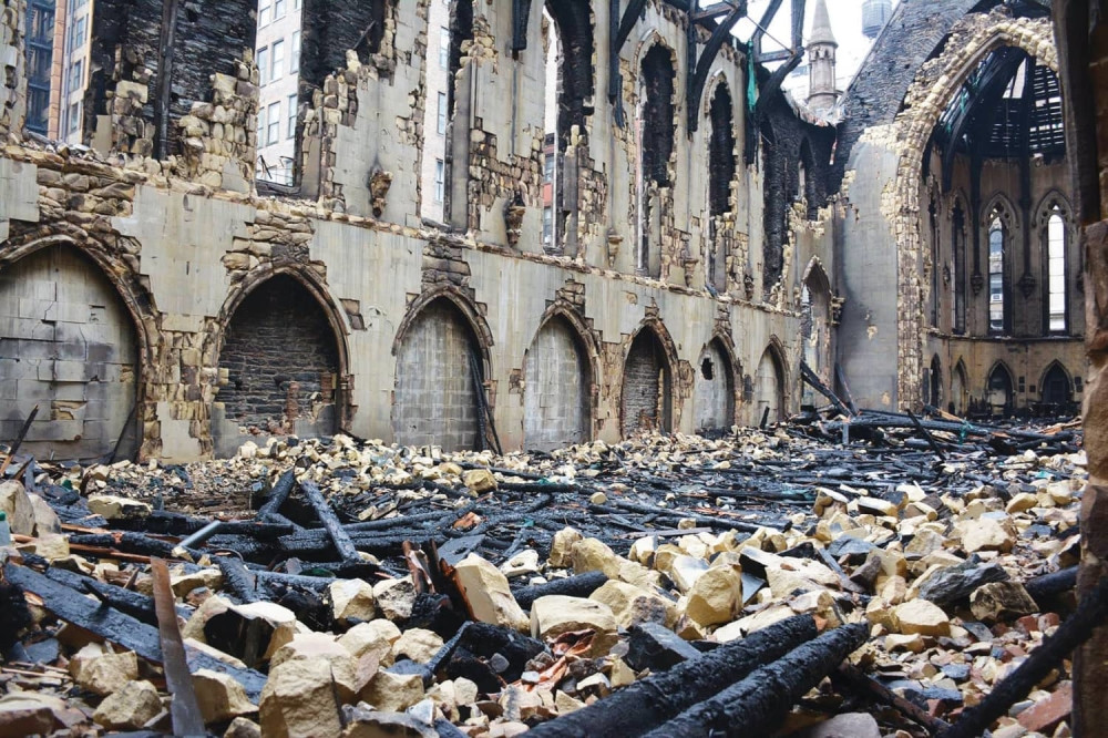 Od srpske svetinje ostali samo zidovi (FOTO)