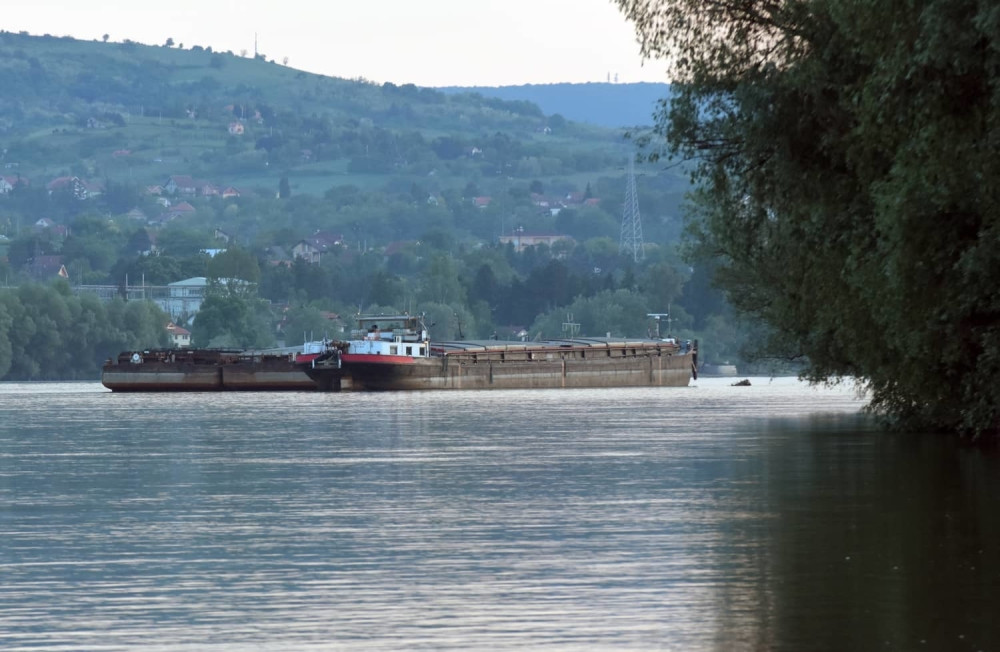 Dunavom švercovali 10 tona nafte