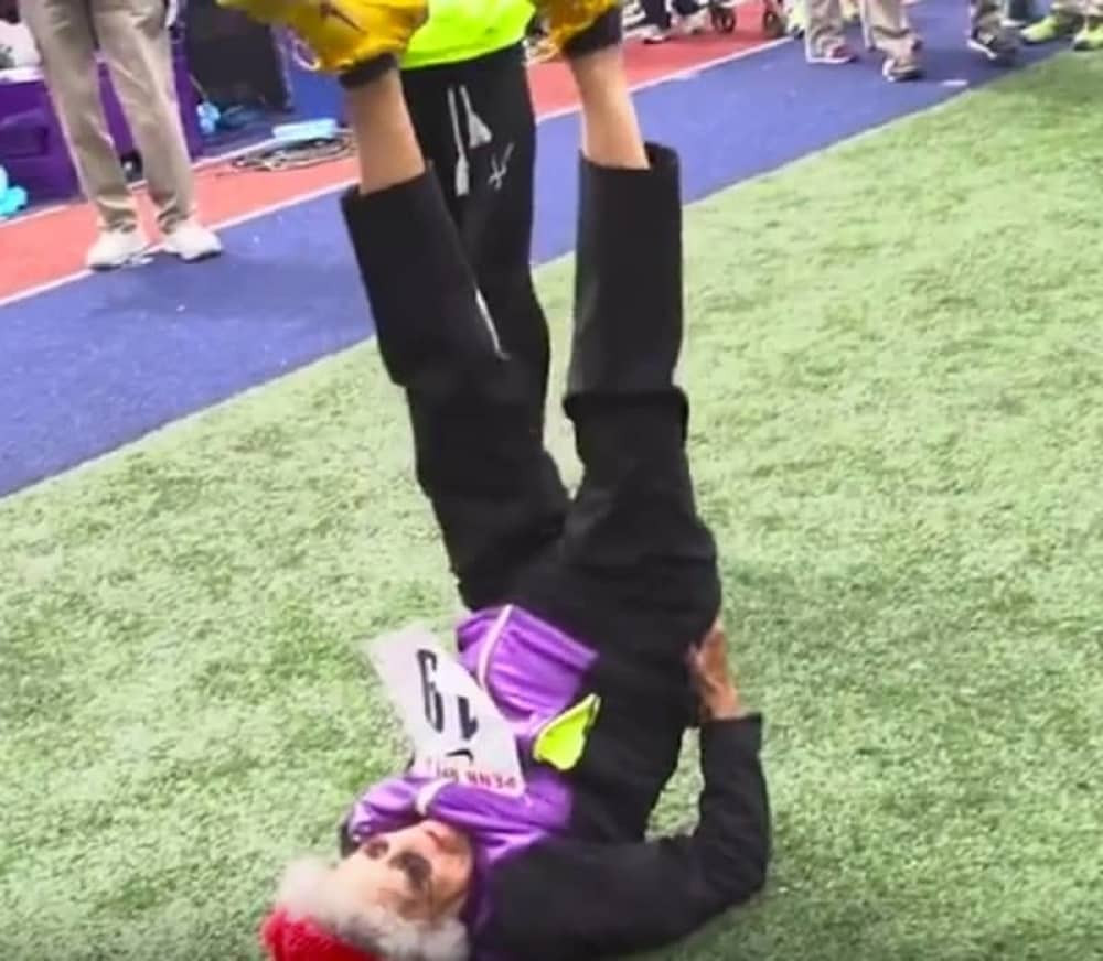 Stogodišnjakinja istrčala 100 metara, a onda... (VIDEO)