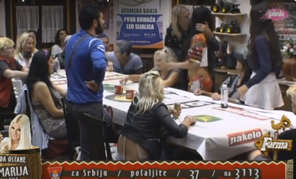 Čipi poljubio Dušicu pred svima! (VIDEO)