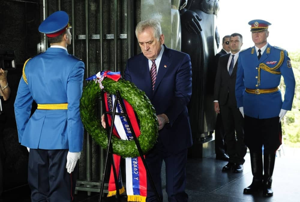 Nikolić: Srbija sa pravom obeležava 9. maj