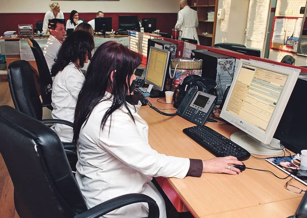 Bolesnici čekaju osam minuta na kol centru Hitne