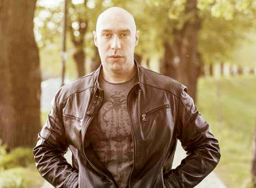 Vladimir - od advokata do pevača!