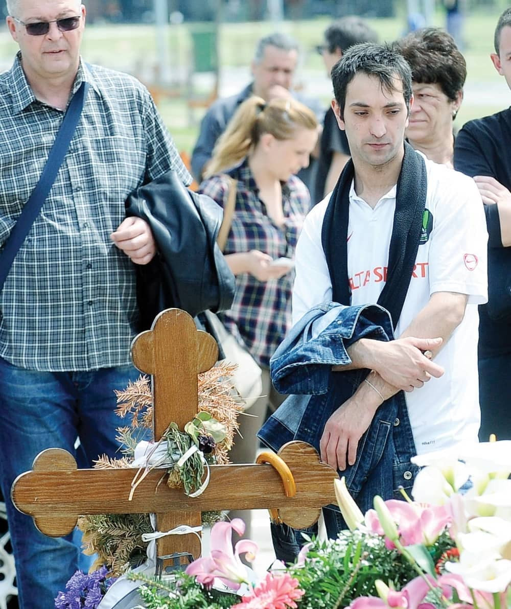 Mesar umislio da mu je Jeca devojka!