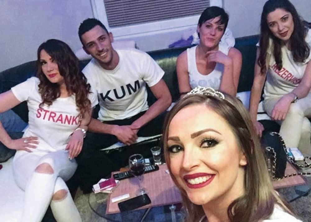 Jelena proslavila devojačko veče