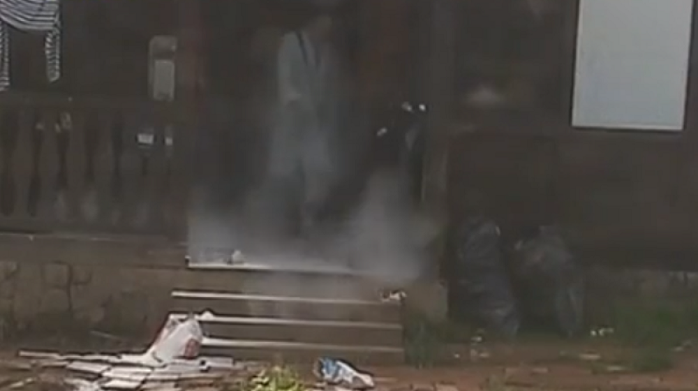 Lepi Mića pobacao svu hranu! (VIDEO)