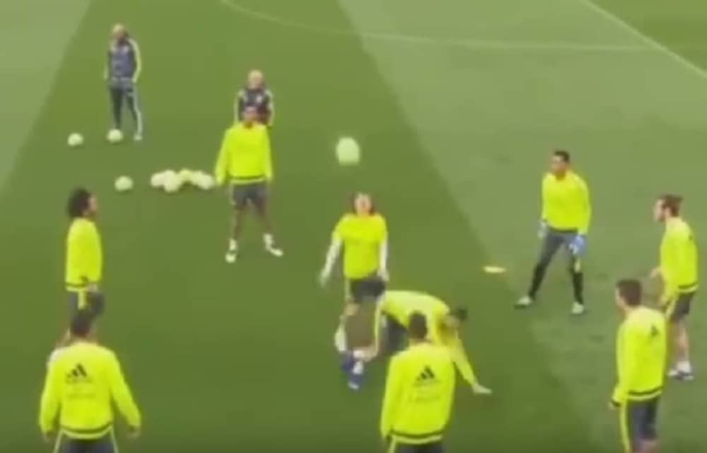 Modrić izblamirao Ronalda na treningu (VIDEO)
