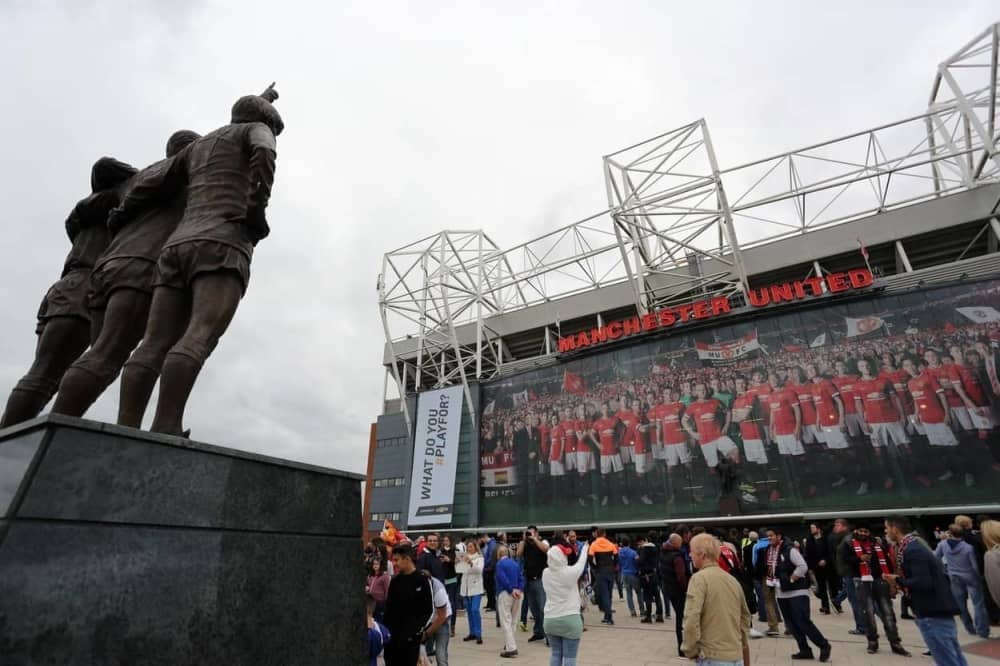 Obezbeđenje ostavilo "bombu" na Old Trafordu