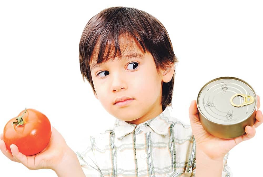 Otrovi u plastici i konzerviranoj hrani!