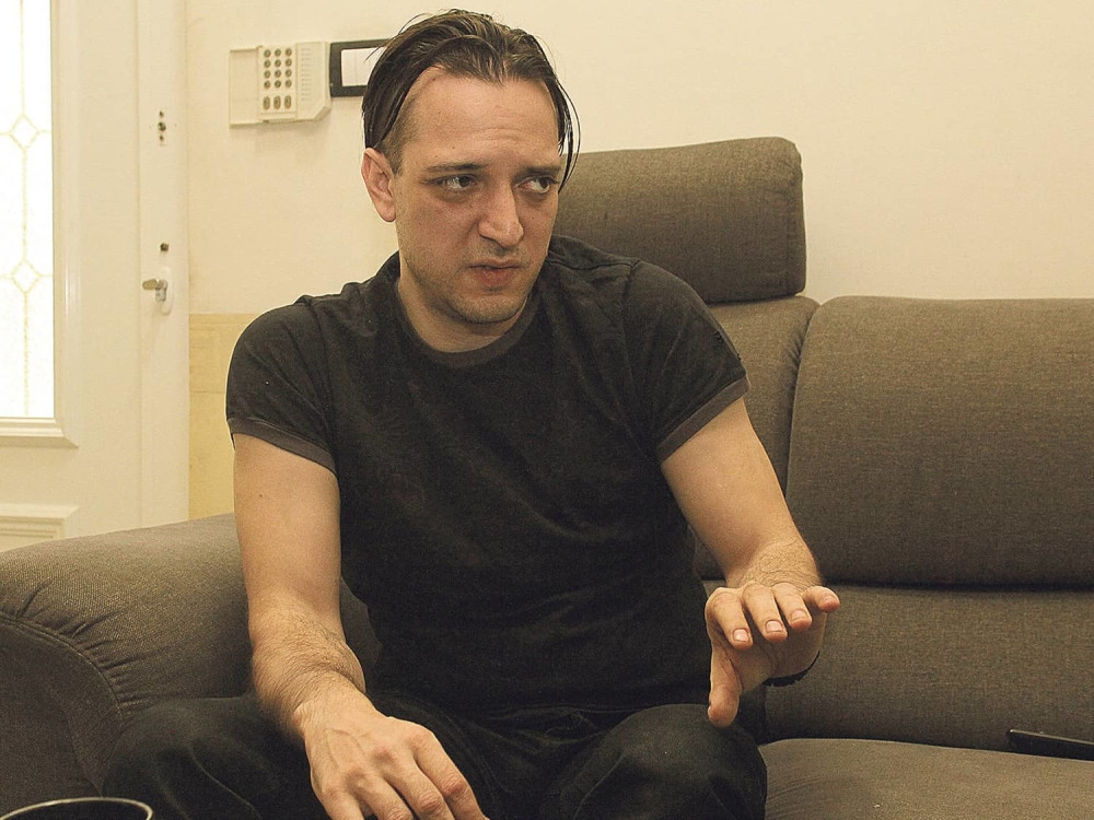 Nemica progoni muža ubijene pevačice!