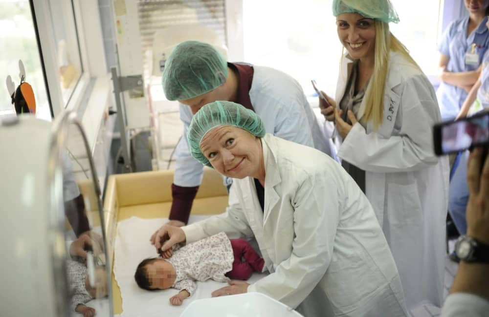 I bebama rođenim u GAK Višegradska sad proveravaju sluh!