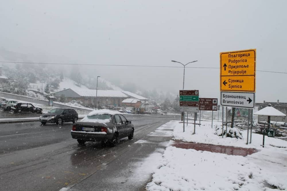 Rođena dva puta, nađena u smetu snega ispod mrtve bake kada je imala samo 5 godina