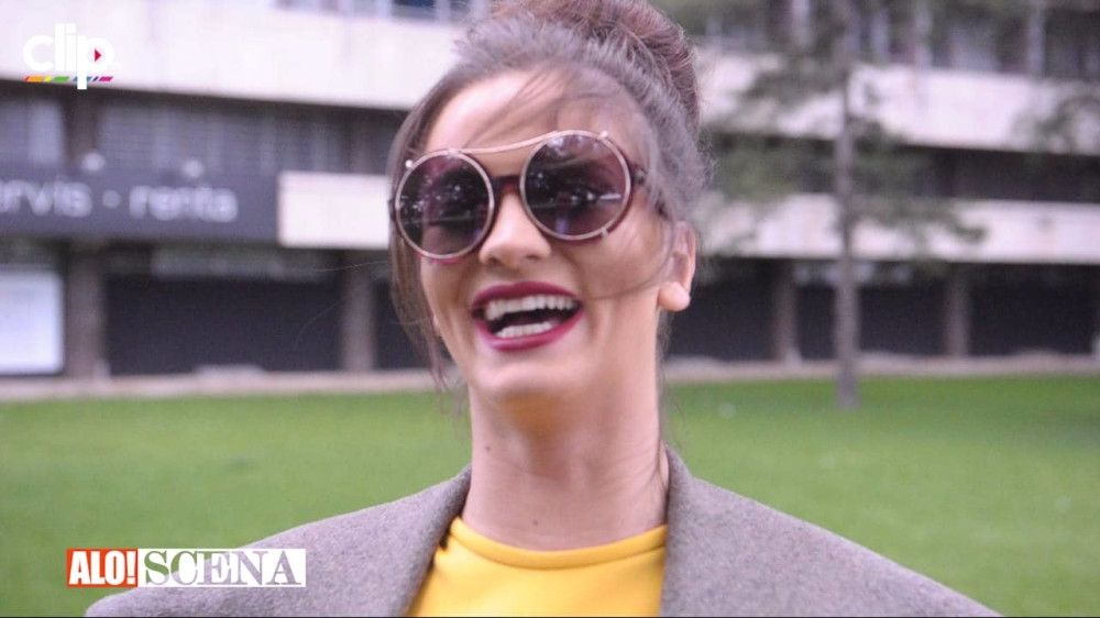 Milica Pavlović prošetala stomačić? (VIDEO)