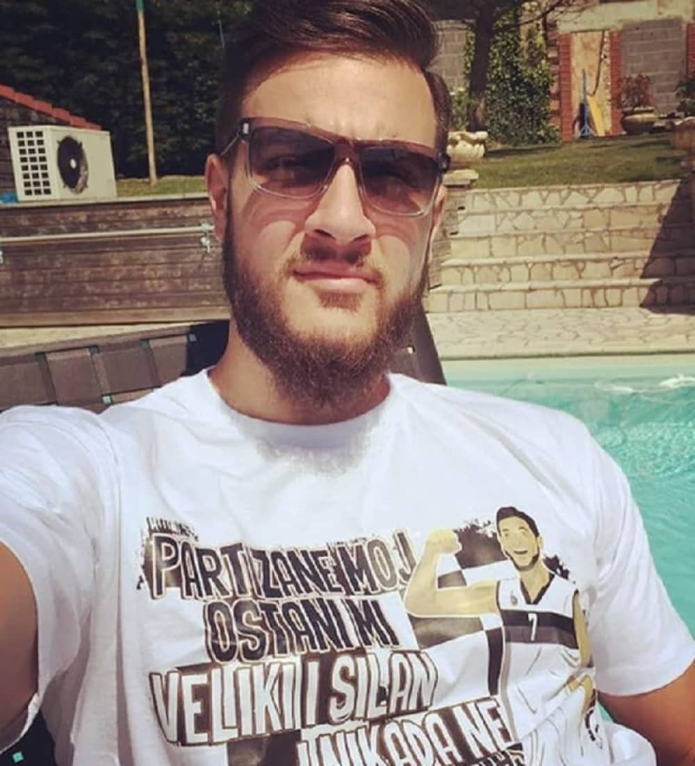 Lovernj: Partizane moj, ostani mi veliki i silan!