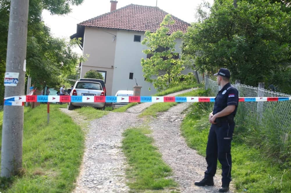 Uzeo bajonet pa izbo Milovana i Miru, pre toga rekao nešto STRAVIČNO svojoj majci!