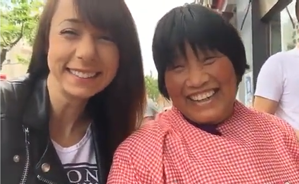 Bivša voditeljka "Parova" se javila iz Kine (VIDEO)