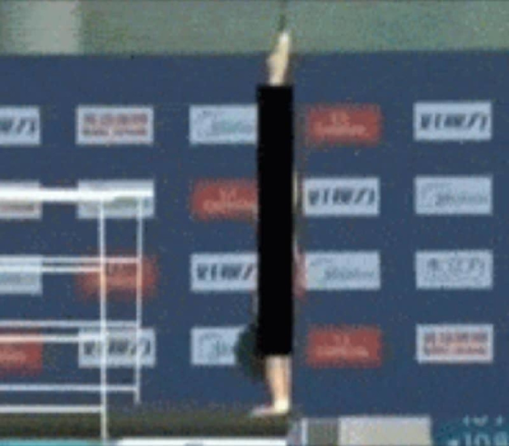 Ženski skokovi u vodu u Iranu (VIDEO)