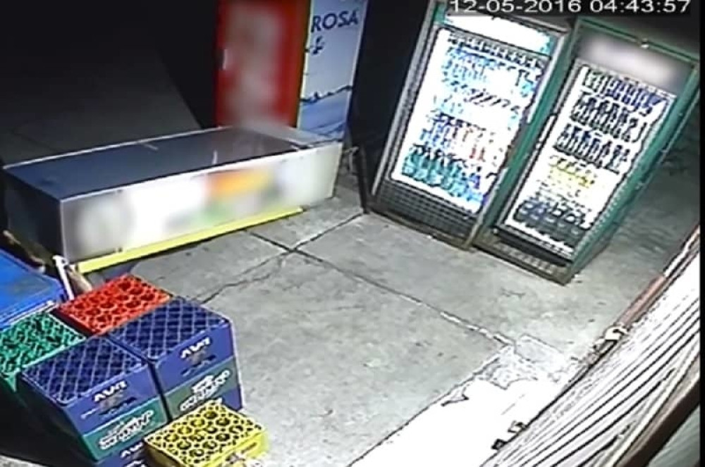 Pljačka trafike u Mirijevu pošla po zlu (VIDEO)