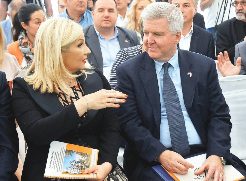 Amerika gura Zoranu, a Rusi Dačića u Vladu!