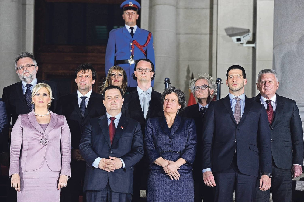 Srbija 200 godina čeka vođu!