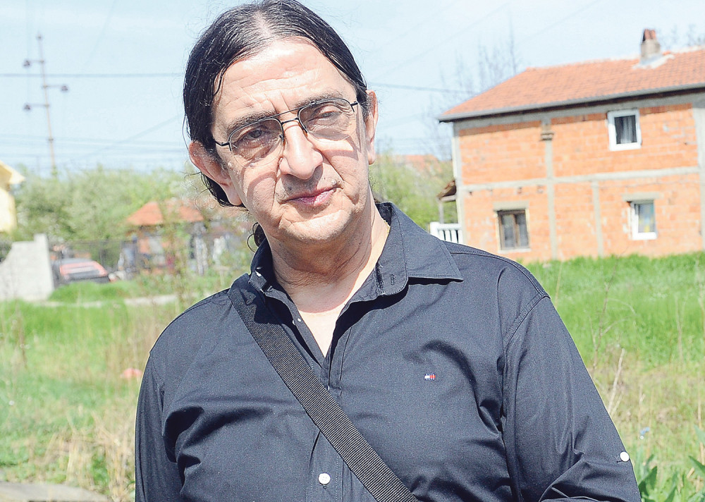 Mrtvu snaju bacio u kanal, sina drogirao?