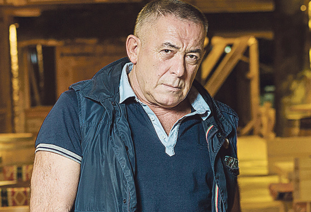 Ne samo što je lepa, nego ima i dobru guzu!