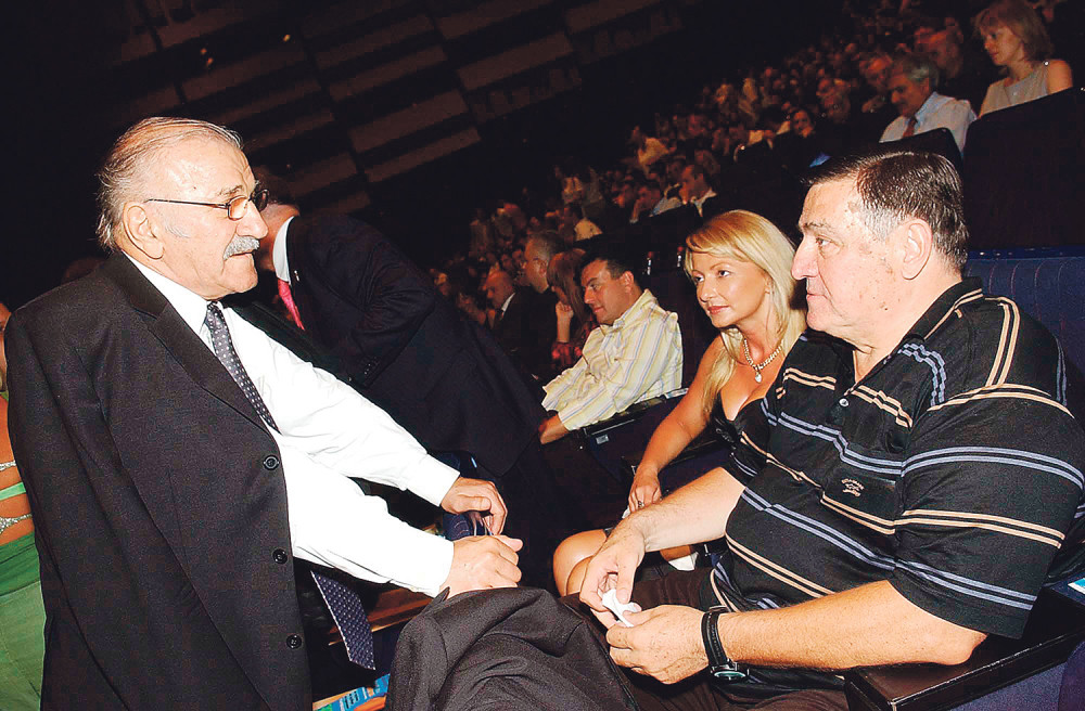 Bata me je naučio kako se pije i ophodi sa ženama