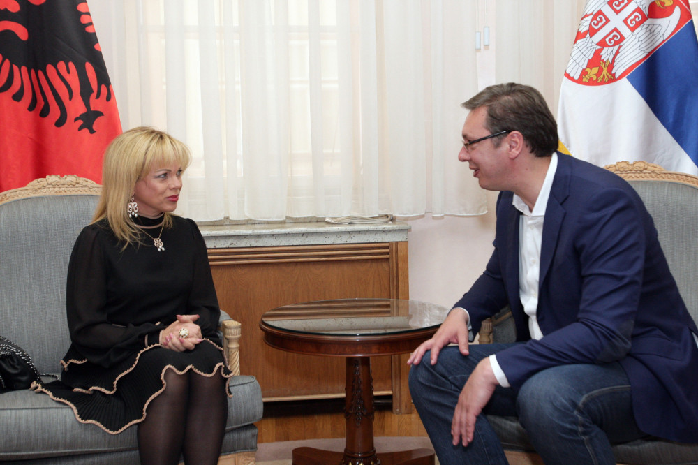 Zvezda "Petog elementa" kod Vučića