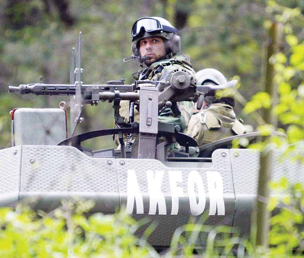 RAT NA POMOLU U NAREDNIH 48 SATI? Policija u pripravnosti, KFOR jača trupe na severu Kosova!