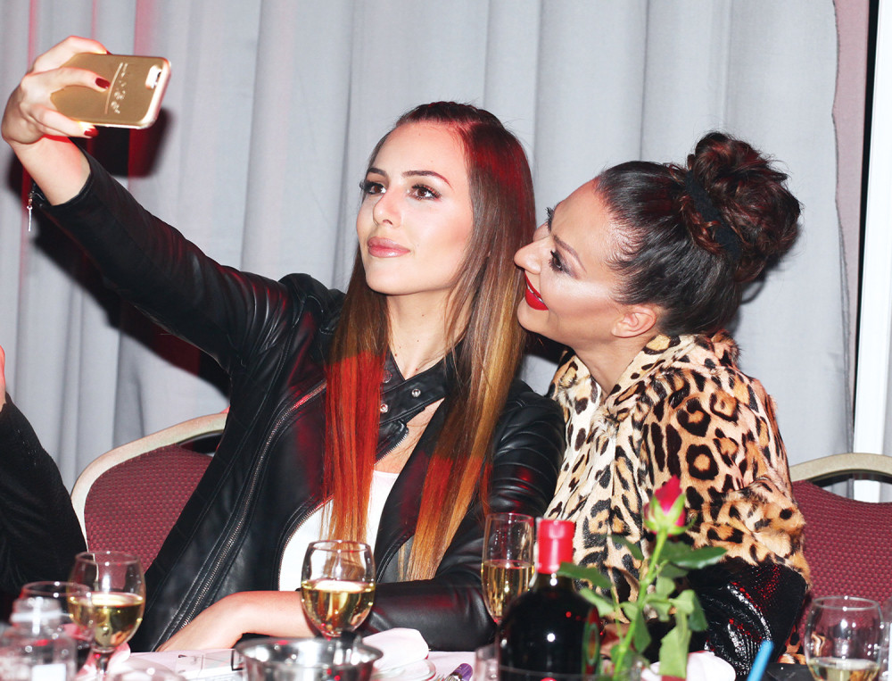 Ceca snimila kratak film o Anastasiji!