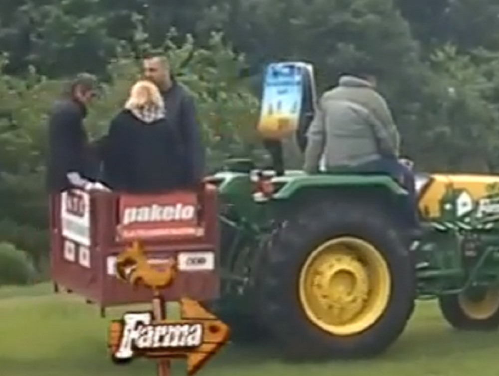 Miću i Jelenu pratilo obezbeđenje (VIDEO)