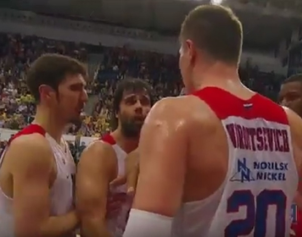 Teodosić nasrnuo na saigrača (VIDEO)