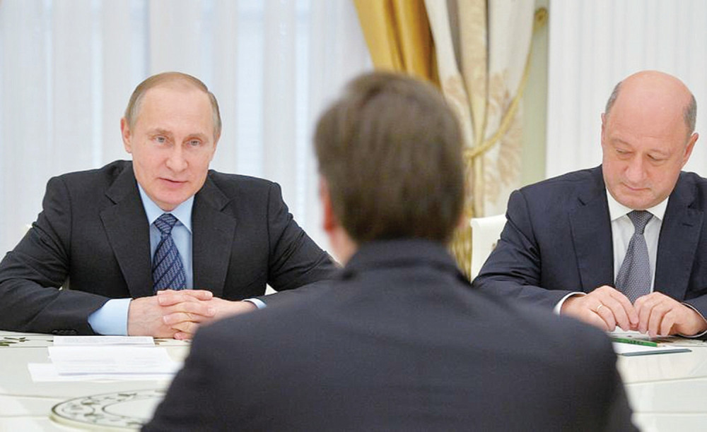 Putin gura u Vladu Srbije ruske ljude!