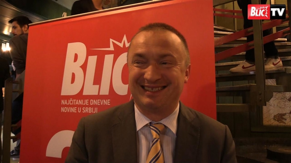 Pajtić: Ne dotiče me kad kažu da sam gej (VIDEO)