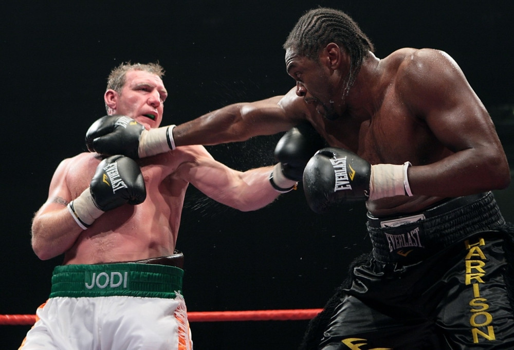 Bokser prešao 110 km da bi prebio tviteraša