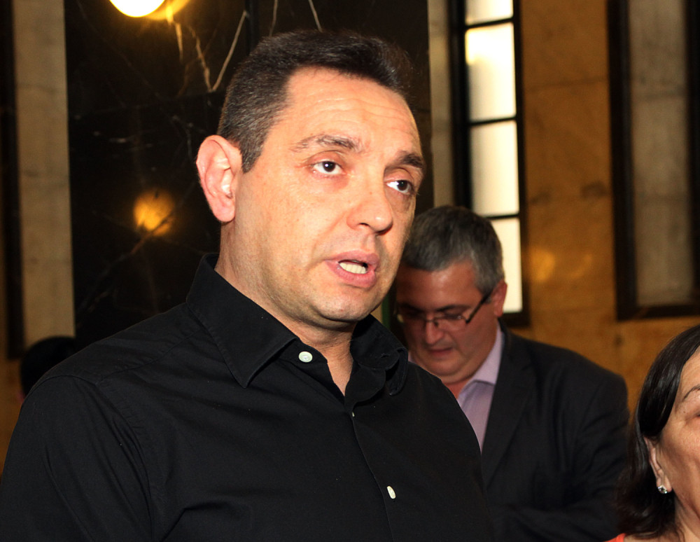 Vulin: Propao si i zato me mrziš!